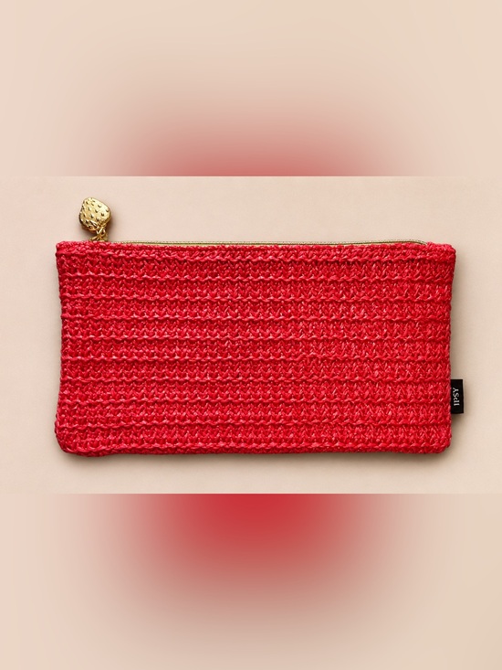 ipsy Handbags - IPSY Strawberry 🍓 Pink Woven Makeup Bag Satin Lined Cosmetic Pouch